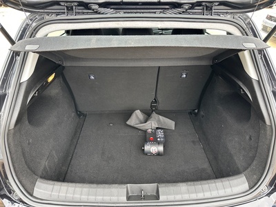 Fiat Tipo 1.5 Hybrid City Cross DCT 96 kW (130 CV) 6 Fiat Tipo 1.5 Hybrid City Cross DCT 96 kW (130 CV) 6