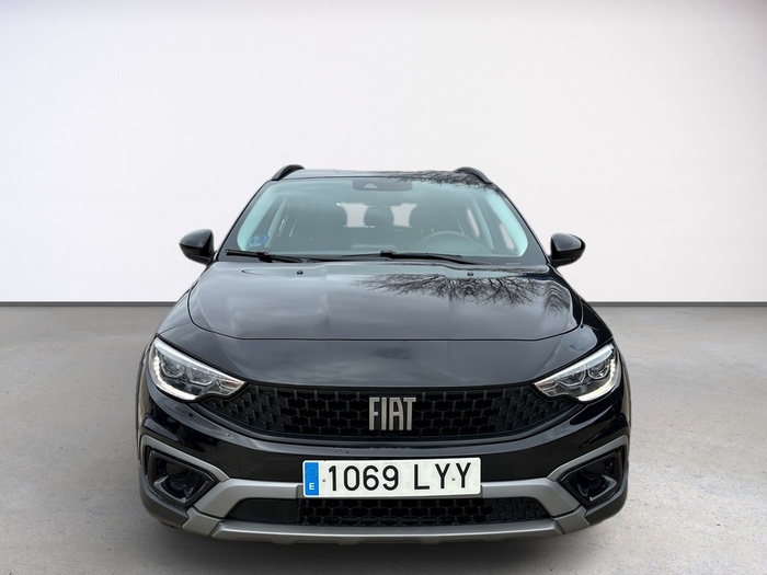 Fiat Tipo 1.5 Hybrid City Cross DCT 96 kW (130 CV) Vehículo usado en Madrid Fiat Tipo 1.5 Hybrid City Cross DCT 96 kW (130 CV) Vehículo usado en Madrid