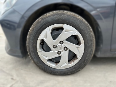 Hyundai i20 1.2 MPI SLE 63 kW (85 CV) 13 Hyundai i20 1.2 MPI SLE 63 kW (85 CV) 13