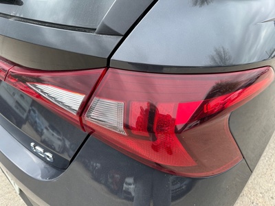 Hyundai i20 1.2 MPI SLE 63 kW (85 CV) 17 Hyundai i20 1.2 MPI SLE 63 kW (85 CV) 17