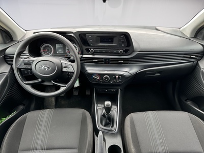 Hyundai i20 1.2 MPI SLE 63 kW (85 CV) 8 Hyundai i20 1.2 MPI SLE 63 kW (85 CV) 8