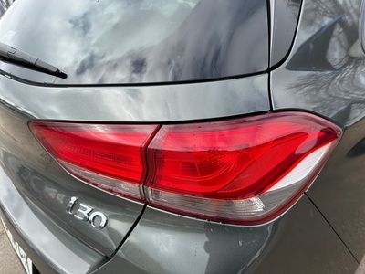 Hyundai i30 1.0 TGDI 48V N-Line 88 kW (120 CV) 17 Hyundai i30 1.0 TGDI 48V N-Line 88 kW (120 CV) 17