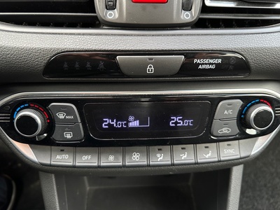 Hyundai i30 1.0 TGDI 48V N-Line 88 kW (120 CV) 18 Hyundai i30 1.0 TGDI 48V N-Line 88 kW (120 CV) 18