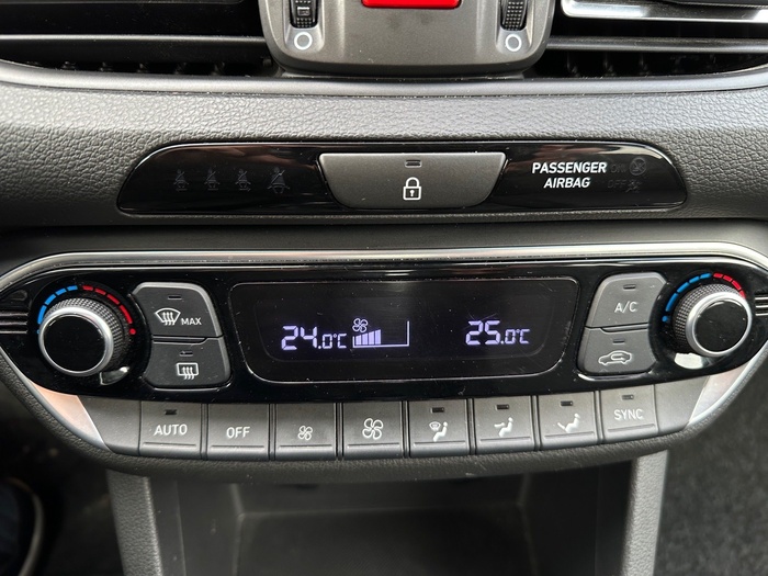 Hyundai i30 1.0 TGDI 48V N-Line 88 kW (120 CV) Vehículo usado en Madrid Hyundai i30 1.0 TGDI 48V N-Line 88 kW (120 CV) Vehículo usado en Madrid