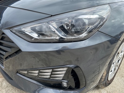 Hyundai i30 1.5 DPI Essence 81 kW (110 CV) 16 Hyundai i30 1.5 DPI Essence 81 kW (110 CV) 16