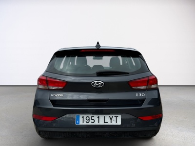 Hyundai i30 1.5 DPI Essence 81 kW (110 CV) 5 Hyundai i30 1.5 DPI Essence 81 kW (110 CV) 5