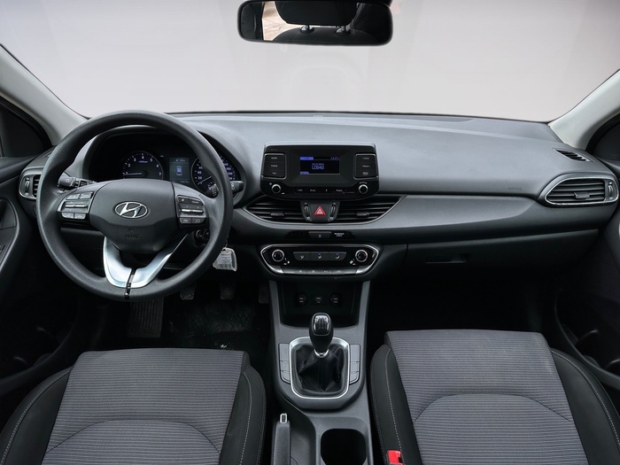 Hyundai i30 1.5 DPI Essence 81 kW (110 CV) Vehículo usado en Madrid Hyundai i30 1.5 DPI Essence 81 kW (110 CV) Vehículo usado en Madrid