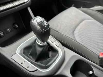 Hyundai i30 1.5 DPI Essence 81 kW (110 CV) 14 Hyundai i30 1.5 DPI Essence 81 kW (110 CV) 14