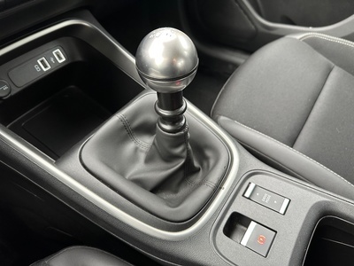 Jeep Avenger 1.2 G Altitude 74 kW (100 CV) 14 Jeep Avenger 1.2 G Altitude 74 kW (100 CV) 14