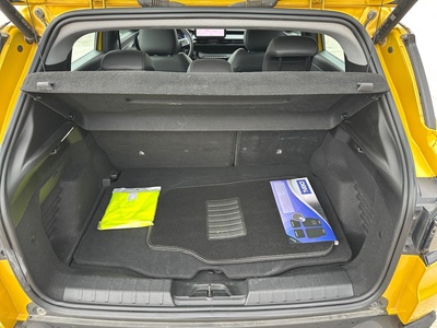 Jeep Avenger 1.2 G Altitude 74 kW (100 CV) 6 Jeep Avenger 1.2 G Altitude 74 kW (100 CV) 6