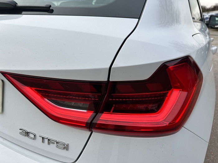 Audi A1 Sportback Adrenalin edition 30 TFSI 81 kW (110 CV) Vehículo usado en Madrid Audi A1 Sportback Adrenalin edition 30 TFSI 81 kW (110 CV) Vehículo usado en Madrid