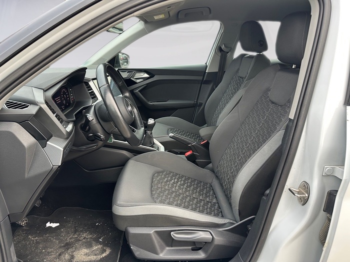 Audi A1 Sportback Adrenalin edition 30 TFSI 81 kW (110 CV) Vehículo usado en Madrid Audi A1 Sportback Adrenalin edition 30 TFSI 81 kW (110 CV) Vehículo usado en Madrid