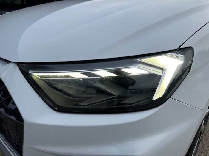 Audi A1 Sportback Adrenalin edition 30 TFSI 81 kW (110 CV) Vehículo usado en Madrid Audi A1 Sportback Adrenalin edition 30 TFSI 81 kW (110 CV) Vehículo usado en Madrid