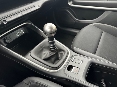 Jeep Avenger 1.2 G Avenger 74 kW (100 CV) 14 Jeep Avenger 1.2 G Avenger 74 kW (100 CV) 14