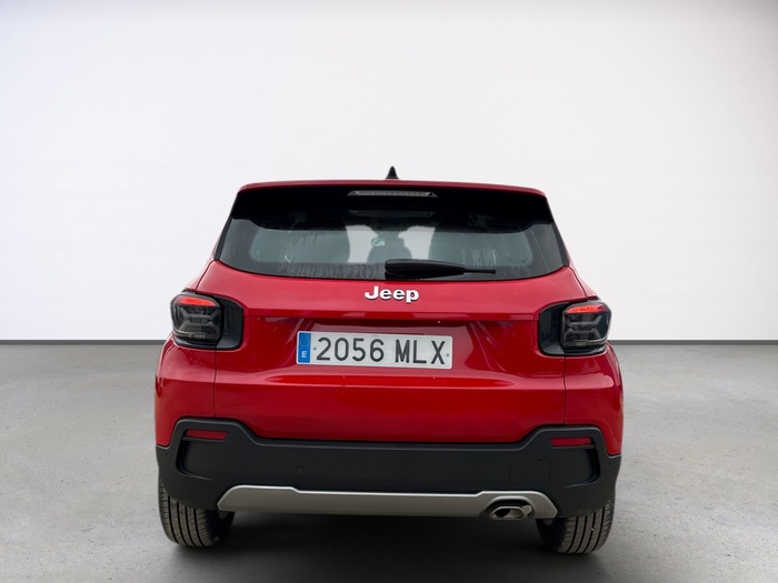 Jeep Avenger 1.2 G Avenger 74 kW (100 CV) Vehículo usado en Madrid Jeep Avenger 1.2 G Avenger 74 kW (100 CV) Vehículo usado en Madrid