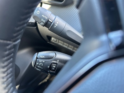 Peugeot 2008 PureTech 100 S&S Active 75 kW (100 CV) 20 Peugeot 2008 PureTech 100 S&S Active 75 kW (100 CV) 20