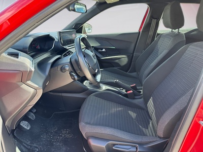 Peugeot 2008 PureTech 100 S&S Active 75 kW (100 CV) 11 Peugeot 2008 PureTech 100 S&S Active 75 kW (100 CV) 11