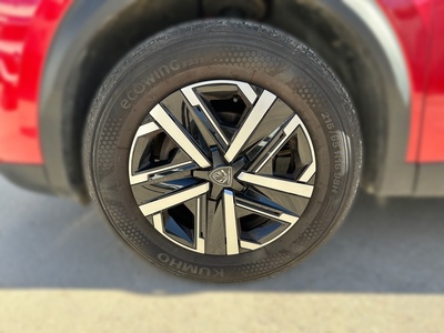 Peugeot 2008 PureTech 100 S&S Active 75 kW (100 CV) 13 Peugeot 2008 PureTech 100 S&S Active 75 kW (100 CV) 13