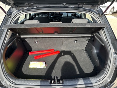 Kia Stonic 1.2 DPi Concept 62 kW (84 CV) 6 Kia Stonic 1.2 DPi Concept 62 kW (84 CV) 6