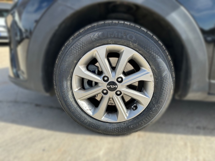 Kia Stonic 1.2 DPi Concept 62 kW (84 CV) Vehículo usado en Madrid Kia Stonic 1.2 DPi Concept 62 kW (84 CV) Vehículo usado en Madrid