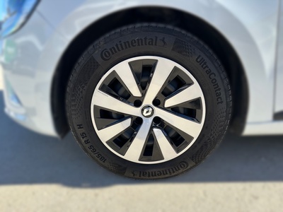 Renault Clio Equilibre TCe 66 kW (90 CV) 13 Renault Clio Equilibre TCe 66 kW (90 CV) 13