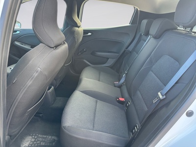 Renault Clio Equilibre TCe 66 kW (90 CV) 12 Renault Clio Equilibre TCe 66 kW (90 CV) 12