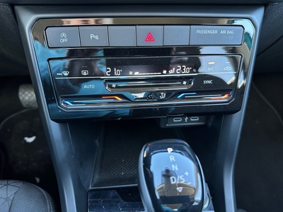 Volkswagen T-Cross Advance 1.0 TSI 81 kW (110 CV) DSG 19 Volkswagen T-Cross Advance 1.0 TSI 81 kW (110 CV) DSG 19