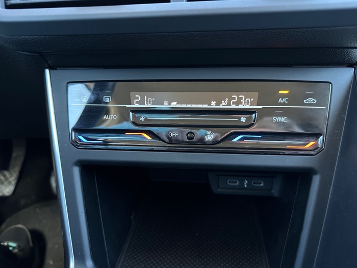 Volkswagen Taigo Life 1.0 TSI 81 kW (110 CV) Vehículo usado en Madrid Volkswagen Taigo Life 1.0 TSI 81 kW (110 CV) Vehículo usado en Madrid