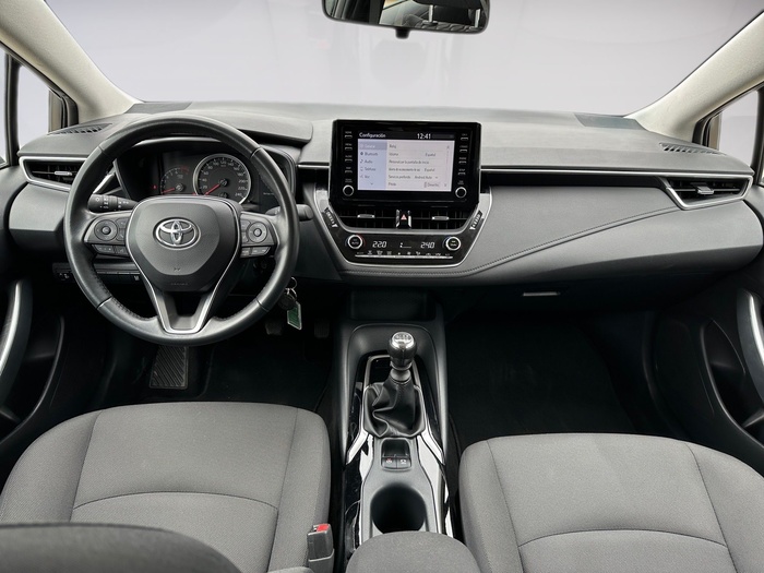 Toyota Corolla Sedan 1.5 92 Kw (125 Cv) Vehículo usado en Madrid Toyota Corolla Sedan 1.5 92 Kw (125 Cv) Vehículo usado en Madrid