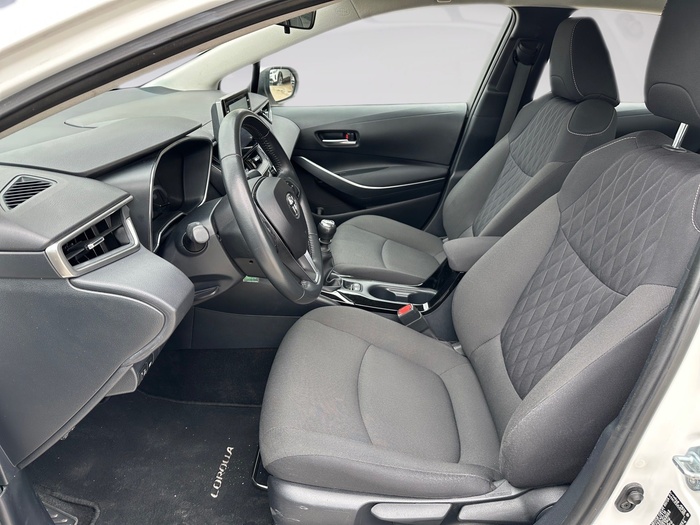 Toyota Corolla Sedan 1.5 92 Kw (125 Cv) Vehículo usado en Madrid Toyota Corolla Sedan 1.5 92 Kw (125 Cv) Vehículo usado en Madrid