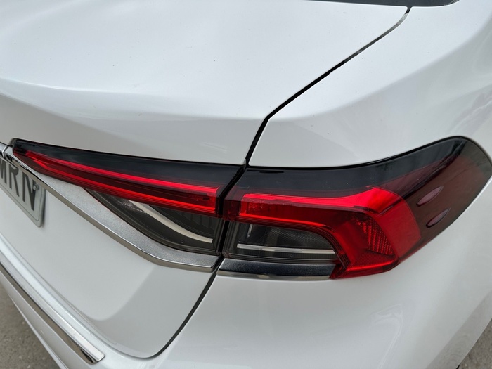 Toyota Corolla Sedan 1.5 92 Kw (125 Cv) Vehículo usado en Madrid Toyota Corolla Sedan 1.5 92 Kw (125 Cv) Vehículo usado en Madrid