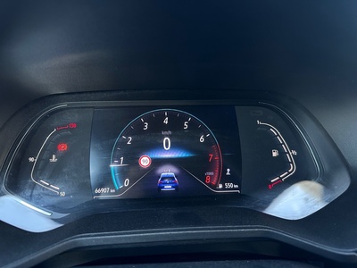 Renault Clio Zen TCe 66 kW (90 CV) 10 Renault Clio Zen TCe 66 kW (90 CV) 10