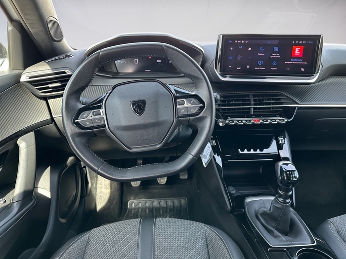 Peugeot 2008 PureTech 100 S&S Active 75 kW (100 CV) Vehículo usado en Madrid Peugeot 2008 PureTech 100 S&S Active 75 kW (100 CV) Vehículo usado en Madrid