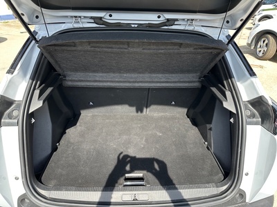 Peugeot 2008 PureTech 100 S&S Active 75 kW (100 CV) 6 Peugeot 2008 PureTech 100 S&S Active 75 kW (100 CV) 6