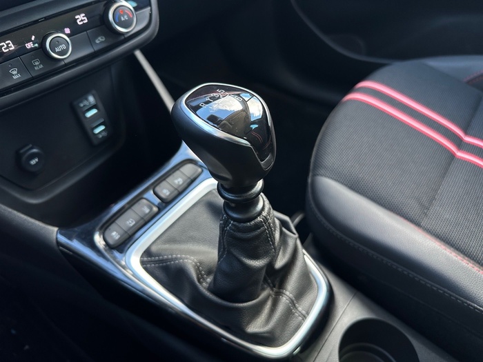 Opel Crossland 1.2 Edition 81 kW (110 CV) Vehículo usado en Madrid Opel Crossland 1.2 Edition 81 kW (110 CV) Vehículo usado en Madrid