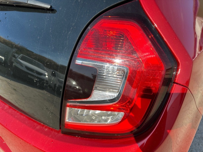 Renault Twingo 1.0 48 kW (65 CV) Vehículo usado en Madrid Renault Twingo 1.0 48 kW (65 CV) Vehículo usado en Madrid