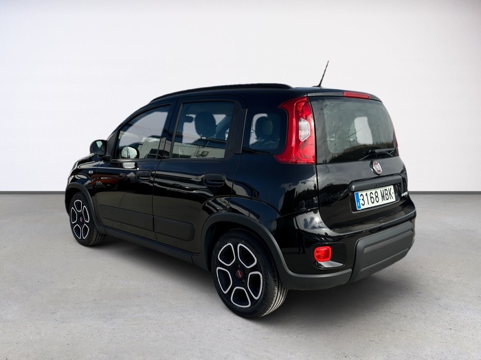 Fiat Panda 1.0 Hybrid GSE City Life 51 kW (70 CV) Vehículo usado en Madrid Fiat Panda 1.0 Hybrid GSE City Life 51 kW (70 CV) Vehículo usado en Madrid