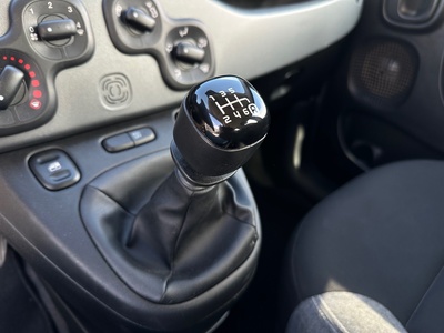 Fiat Panda 1.0 Hybrid GSE City Life 51 kW (70 CV) 14 Fiat Panda 1.0 Hybrid GSE City Life 51 kW (70 CV) 14