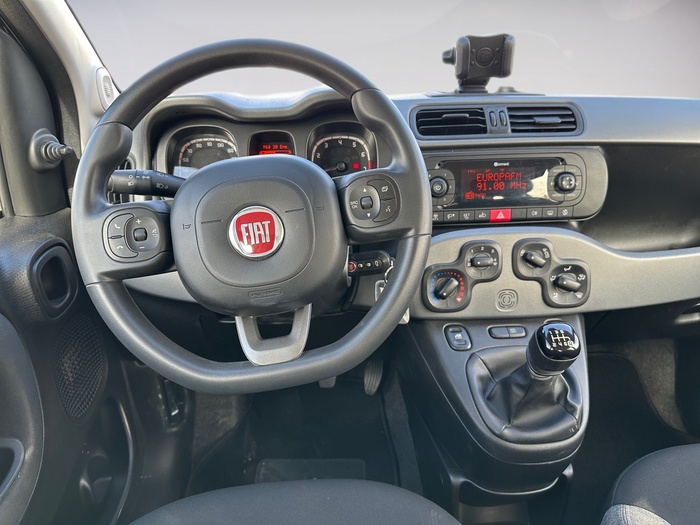 Fiat Panda 1.0 Hybrid GSE City Life 51 kW (70 CV) Vehículo usado en Madrid Fiat Panda 1.0 Hybrid GSE City Life 51 kW (70 CV) Vehículo usado en Madrid