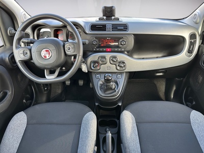Fiat Panda 1.0 Hybrid GSE City Life 51 kW (70 CV) 8 Fiat Panda 1.0 Hybrid GSE City Life 51 kW (70 CV) 8
