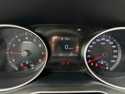 Kia Ceed 1.0 T-GDi Drive 88 kW (120 CV) 10 Kia Ceed 1.0 T-GDi Drive 88 kW (120 CV) 10