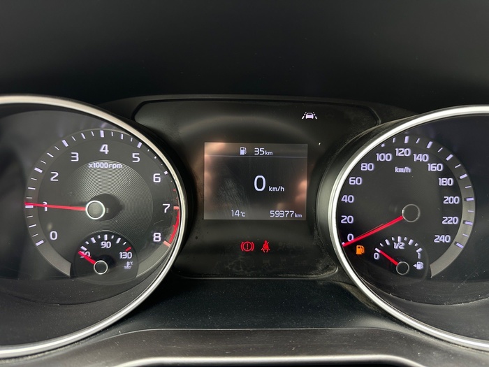 Kia Ceed 1.0 T-GDi Drive 88 kW (120 CV) Vehículo usado en Madrid Kia Ceed 1.0 T-GDi Drive 88 kW (120 CV) Vehículo usado en Madrid