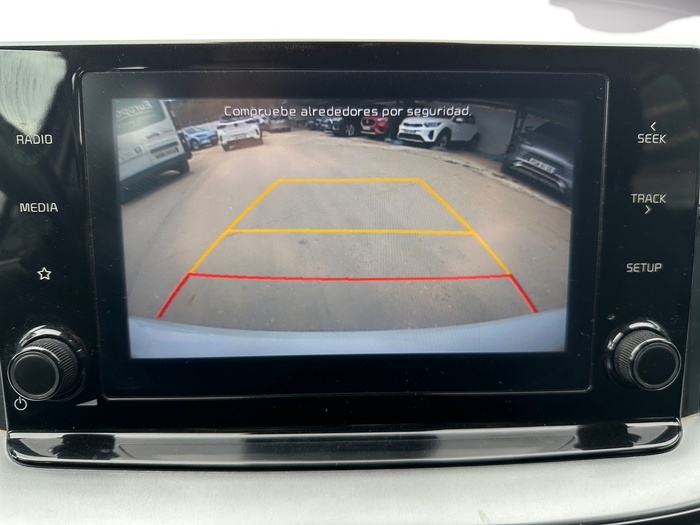 Kia Ceed 1.0 T-GDi Drive 88 kW (120 CV) Vehículo usado en Madrid Kia Ceed 1.0 T-GDi Drive 88 kW (120 CV) Vehículo usado en Madrid