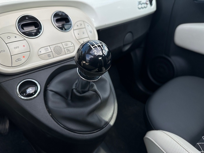 Fiat 500C 1.0 Hybrid Dolcevita 51 kW (70 CV) Vehículo usado en Madrid Fiat 500C 1.0 Hybrid Dolcevita 51 kW (70 CV) Vehículo usado en Madrid