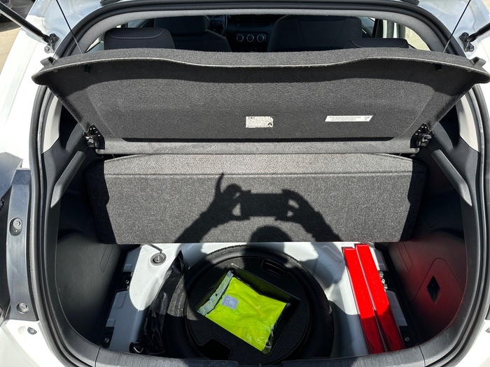 Toyota Yaris 1.5 S-Edition 92 kW (125 CV) Vehículo usado en Madrid Toyota Yaris 1.5 S-Edition 92 kW (125 CV) Vehículo usado en Madrid