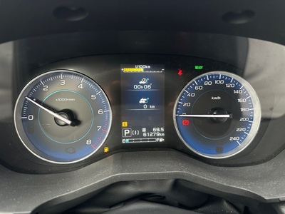 Subaru XV 2.0i Hybrid Executive Plus CVT 110 kW (150 CV) 10 Subaru XV 2.0i Hybrid Executive Plus CVT 110 kW (150 CV) 10