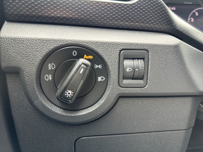 Volkswagen T-Cross Advance 1.0 TSI 81 kW (110 CV) Vehículo usado en Madrid Volkswagen T-Cross Advance 1.0 TSI 81 kW (110 CV) Vehículo usado en Madrid