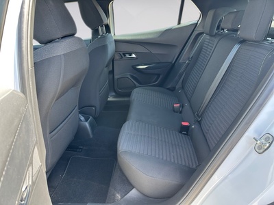 Peugeot 2008 PureTech 100 S&S Active 75 kW (100 CV) 12 Peugeot 2008 PureTech 100 S&S Active 75 kW (100 CV) 12