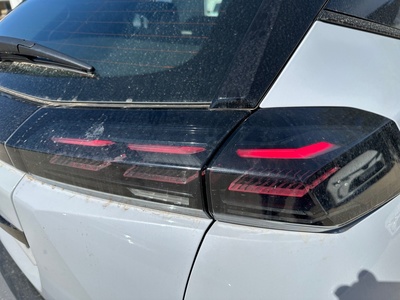 Peugeot 2008 PureTech 100 S&S Active 75 kW (100 CV) 17 Peugeot 2008 PureTech 100 S&S Active 75 kW (100 CV) 17