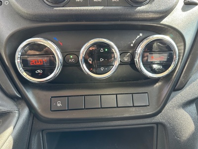 Iveco Daily Chasis 35C 16H 3450 118 kW (160 CV) 18 Iveco Daily Chasis 35C 16H 3450 118 kW (160 CV) 18